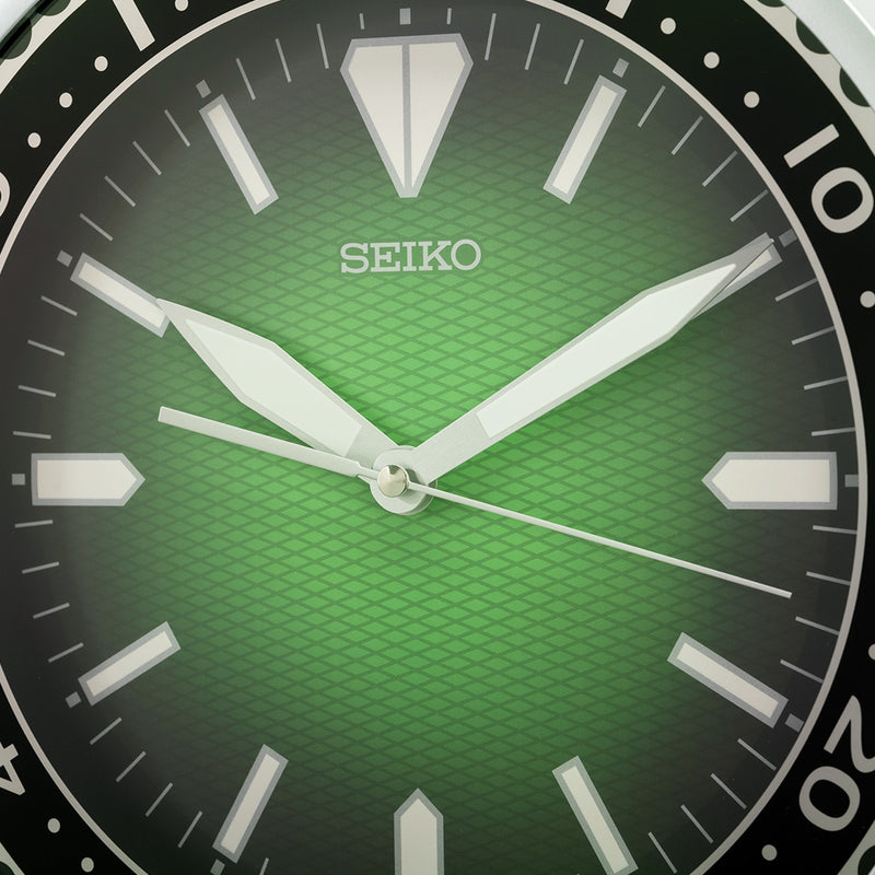 QXA791S Green Textured Dial Clock