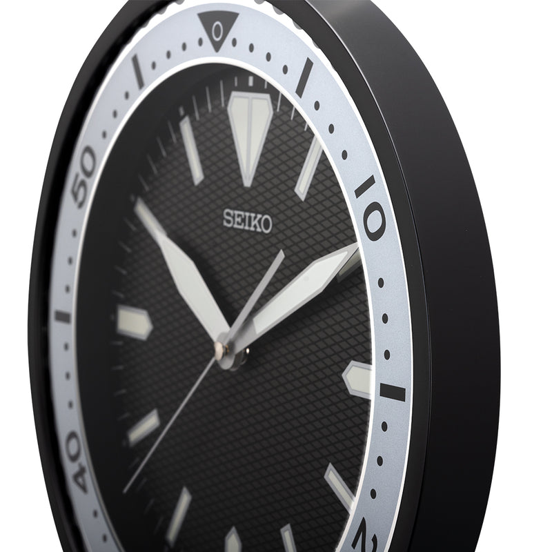 QXA791T Black-White Textured Dial Clock